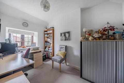 3 bedroom semi-detached house for sale, Swindon Road, Highworth, Swindon, SN6