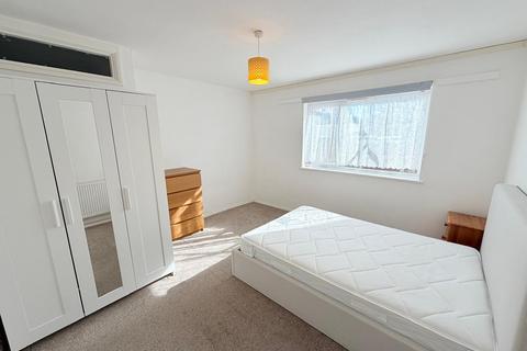 2 bedroom apartment to rent, Colchester, Colchester CO4