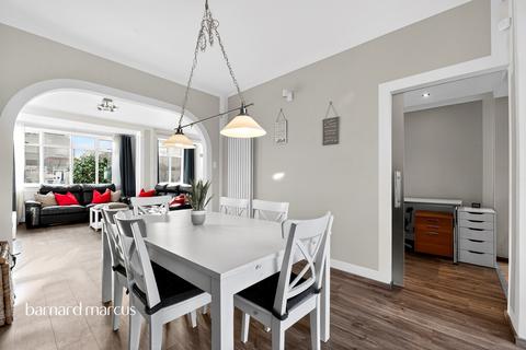 3 bedroom end of terrace house for sale, Caldbeck Avenue, Worcester Park