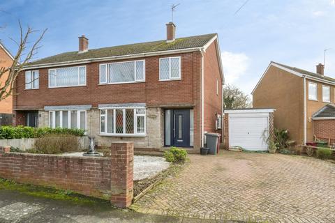 3 bedroom semi-detached house for sale, Ottawa Road, Scunthorpe