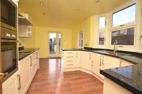 3 bedroom end of terrace house to rent, Dupree Road Charlton SE7