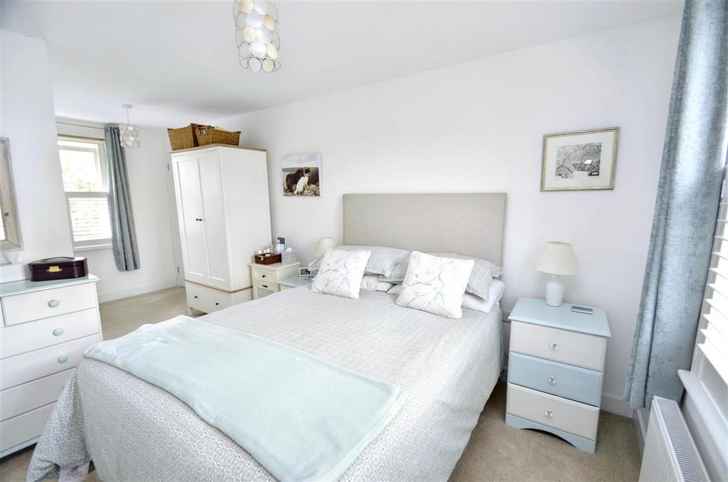 Principle bedroom