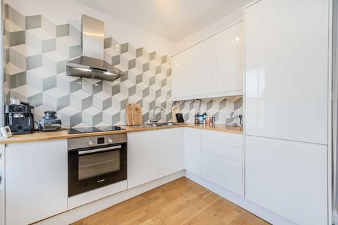 1 bedroom flat for sale, Westbourne Park Villas, London W2