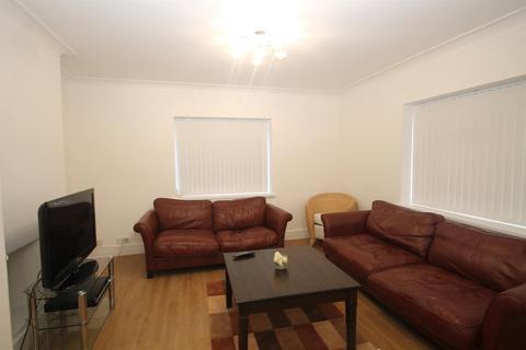 2 bedroom flat to rent, Herga Court, Sudbury Hill, Harrow  on the Hill