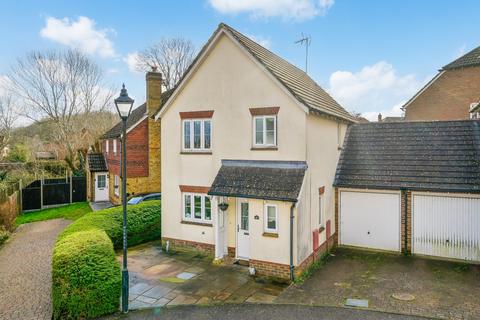 Greyhound Chase, Ashford, Kent, TN23