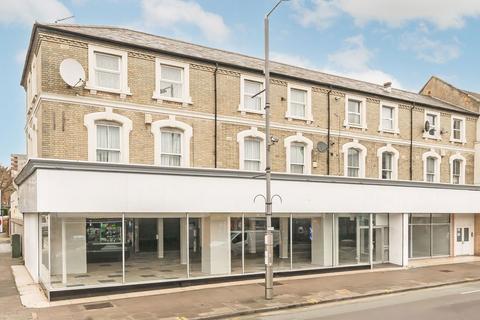 undefined, Uxbridge Road, LONDON W13