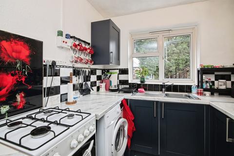 2 bedroom maisonette for sale, Leasowe Road, Tipton