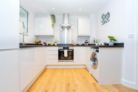 2 bedroom apartment to rent, Marketfield Way, Redhill, Surrey, RH1