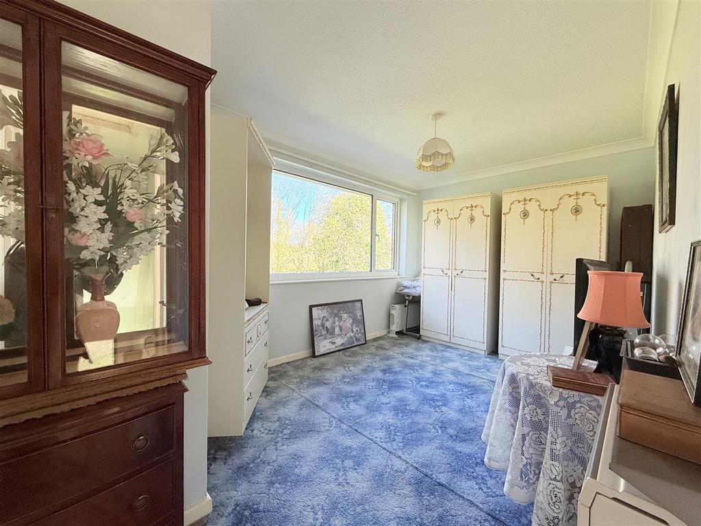 Temp Imageb Sxw02.jpg