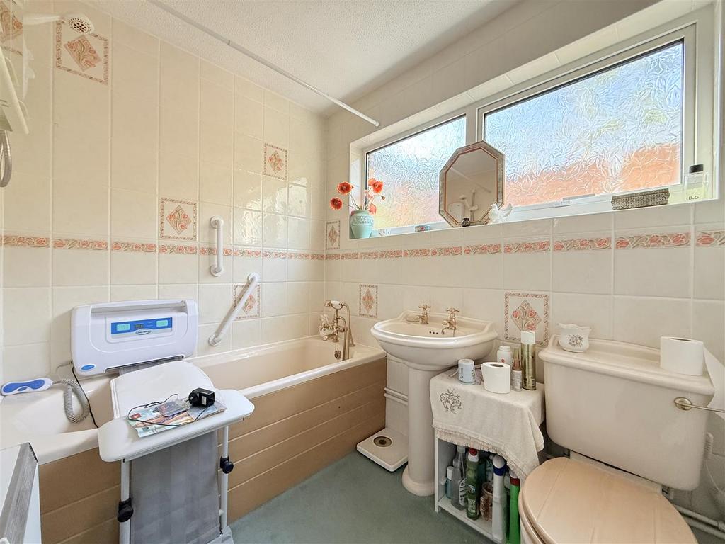 Temp Image WWc Ov E.jpg