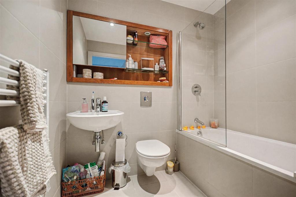Bathroom.jpeg
