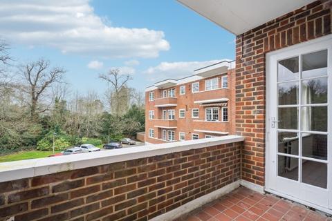 undefined, Bulstrode Court, Gerrards Cross, Buckinghamshire