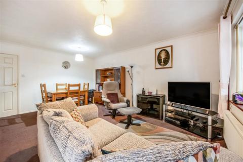 3 bedroom semi-detached house for sale, Johnson Way, Ford