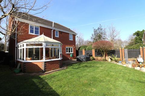 4 bedroom detached house for sale, Spitfire Way, Southampton SO31