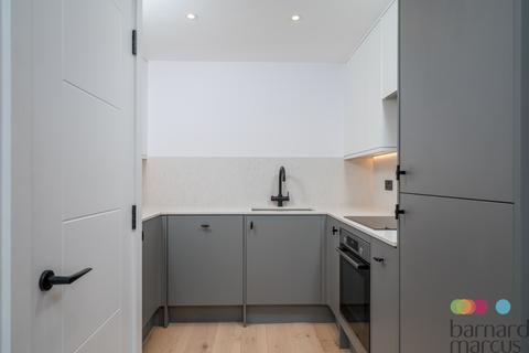 1 bedroom apartment to rent, Friern Barnet Lane, LONDON