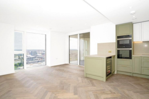 2 bedroom apartment to rent, Kings Tower, London SW6