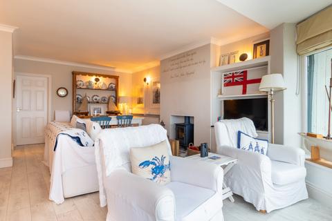 2 bedroom apartment for sale, Ravenswood, The Parade, Sandsend, Whitby, YO21 3SZ