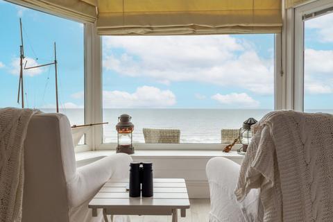 2 bedroom apartment for sale, Ravenswood, The Parade, Sandsend, Whitby, YO21 3SZ