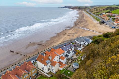 2 bedroom apartment for sale, Ravenswood, The Parade, Sandsend, Whitby, YO21 3SZ