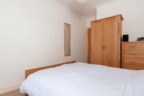 1 bedroom apartment to rent, Hallam Street, London W1W