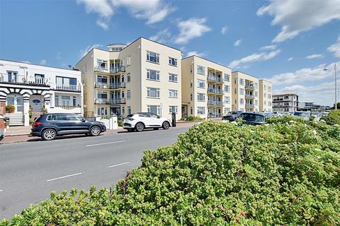 2 bedroom flat for sale, West Parade, Bexhill-On-Sea