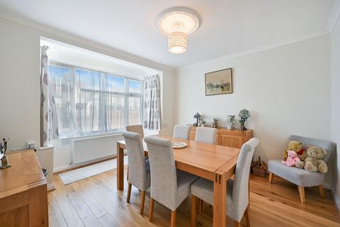 3 bedroom semi-detached house for sale, Beresford Avenue, Surbiton KT5