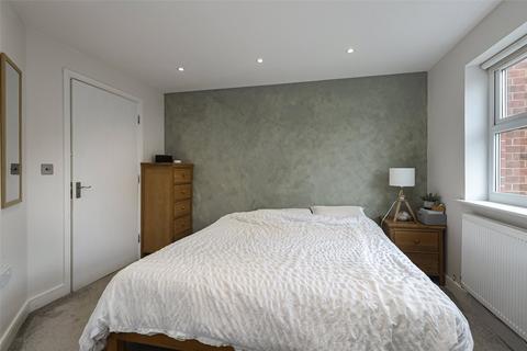 2 bedroom apartment for sale, Pettacre Close, Woolwich SE28