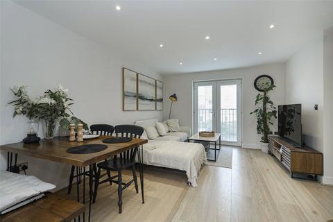 2 bedroom apartment for sale, Pettacre Close, Woolwich SE28