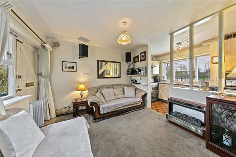 1 bedroom house for sale, Tulip Close, Hampton