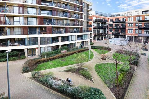 2 bedroom apartment to rent, Scena Way, London