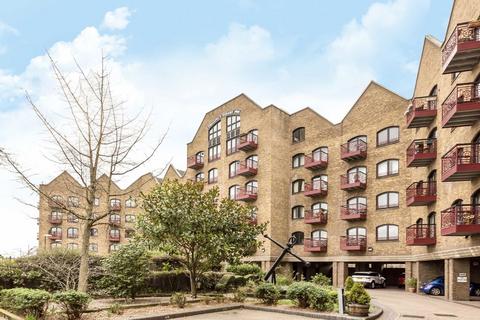 1 bedroom flat to rent, Wapping Wall, London E1W