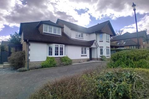 undefined, Englefield Green,  Surrey,  TW20