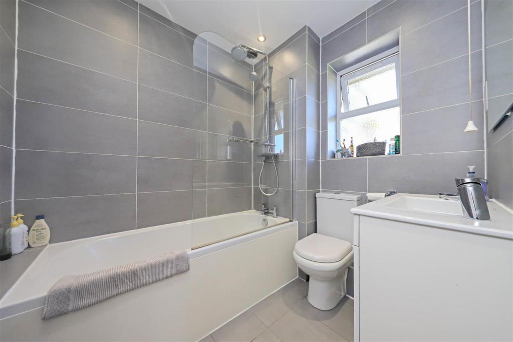 Nicholas james meads ave bathroom .jpg