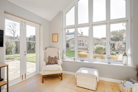 5 bedroom detached house for sale, Chantry Road, Bishop's Stortford, Hertfordshire, CM23