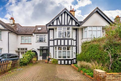 Ashbourne Avenue, London, NW11