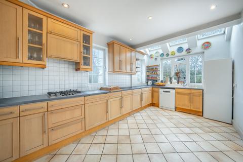 undefined, Ashbourne Avenue, London, NW11
