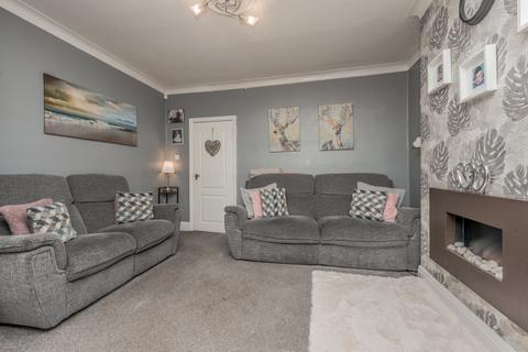undefined, Thornacre Crescent, Wrose, Shipley, BD18
