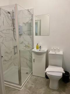 Studio to rent, Deptford Broadway, London SE8