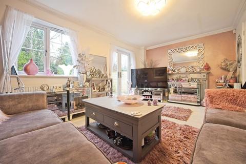 4 bedroom townhouse for sale, Dan Y Fron, Tonyrefail, Porth
