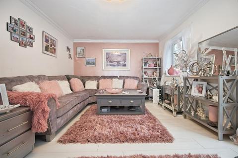 4 bedroom townhouse for sale, Dan Y Fron, Tonyrefail, Porth