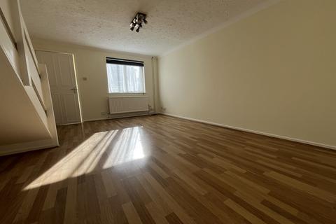 2 bedroom house to rent, Brighton Hill, Basingstoke