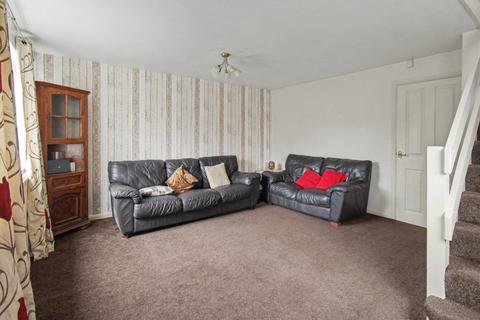 3 bedroom semi-detached house to rent, Chesham Drive, Bramcote, Nottingham, NG9 3FB