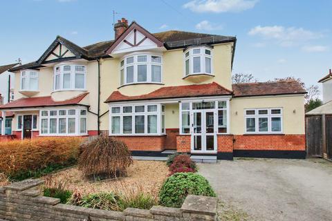 Wickham Avenue, Shirley