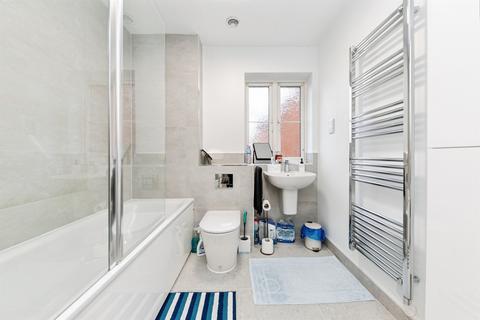 2 bedroom flat for sale, Epsom Close, Stevenage