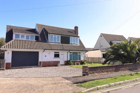 5 bedroom detached house for sale, Magdala Road, Hayling Island