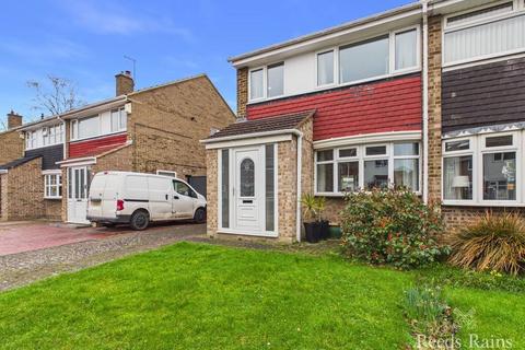 3 bedroom semi-detached house for sale, Hartforth Avenue, North Yorkshire TS5