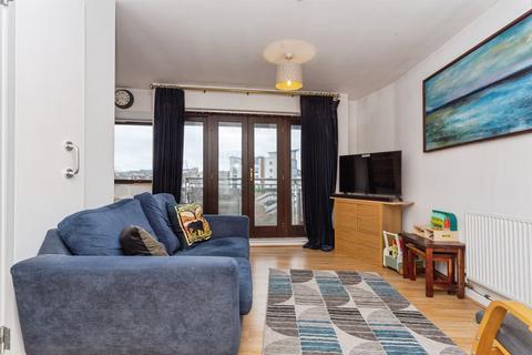 2 bedroom flat for sale, Nash Way, Kenton, HARROW