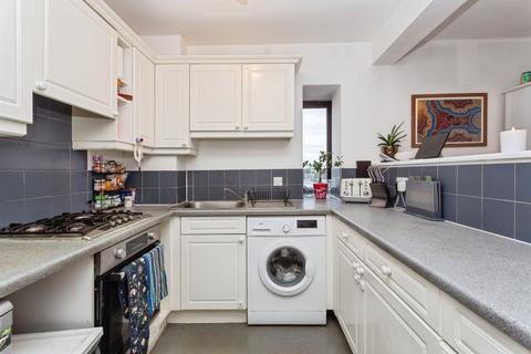 2 bedroom flat for sale, Nash Way, Kenton, HARROW