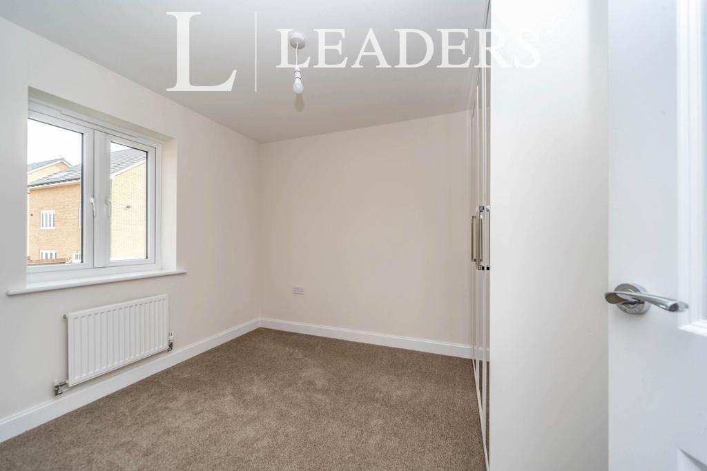 39 Lakeside Drive (7