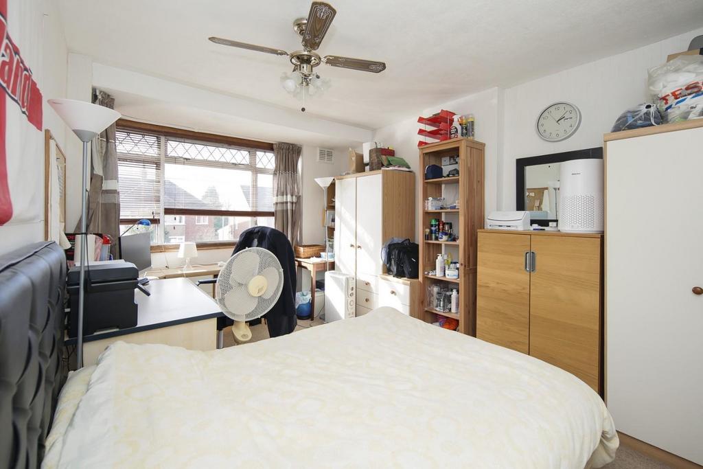 21 St Catherines Crescent CV31-12.jpg